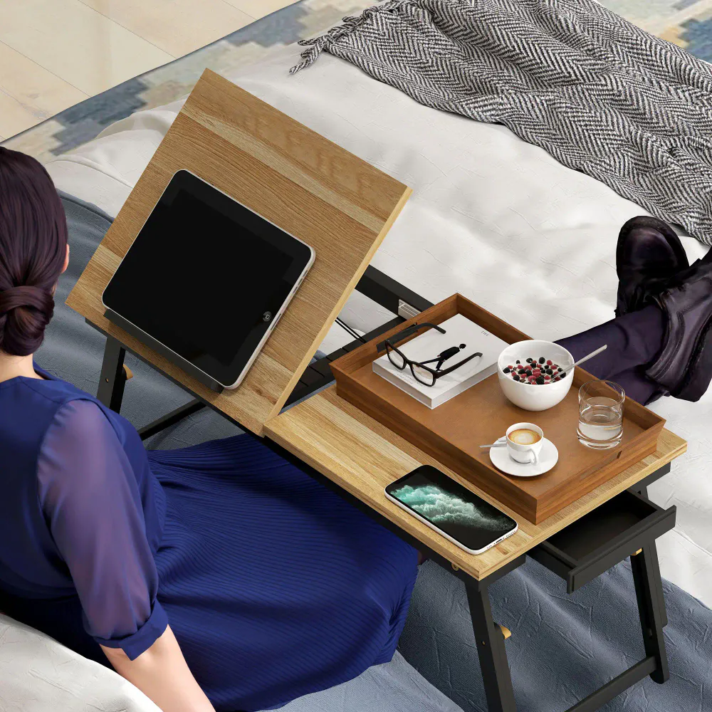 Sammenleggbart laptopbord med justerbar høyde og skuff