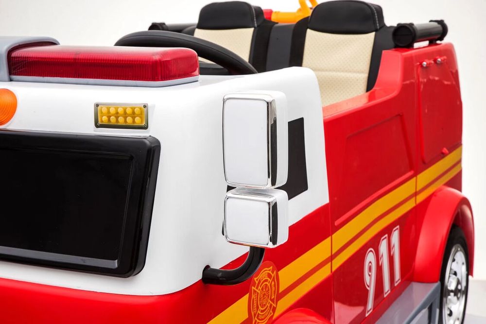 Gigantisk elektrisk brannbil for barn - 12V med gummihjul