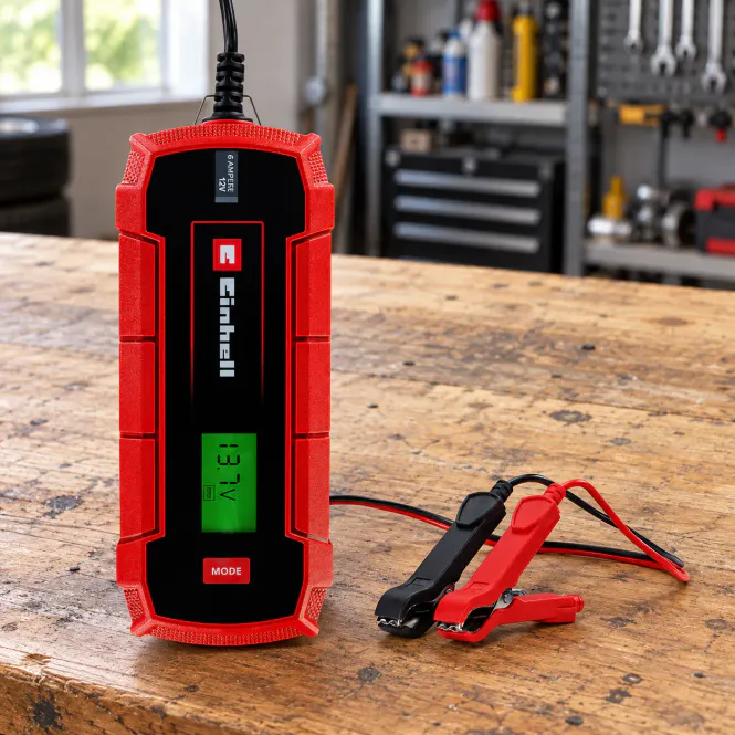 Hovedbilde Einhell intelligent batterilader CE-BC 6 M