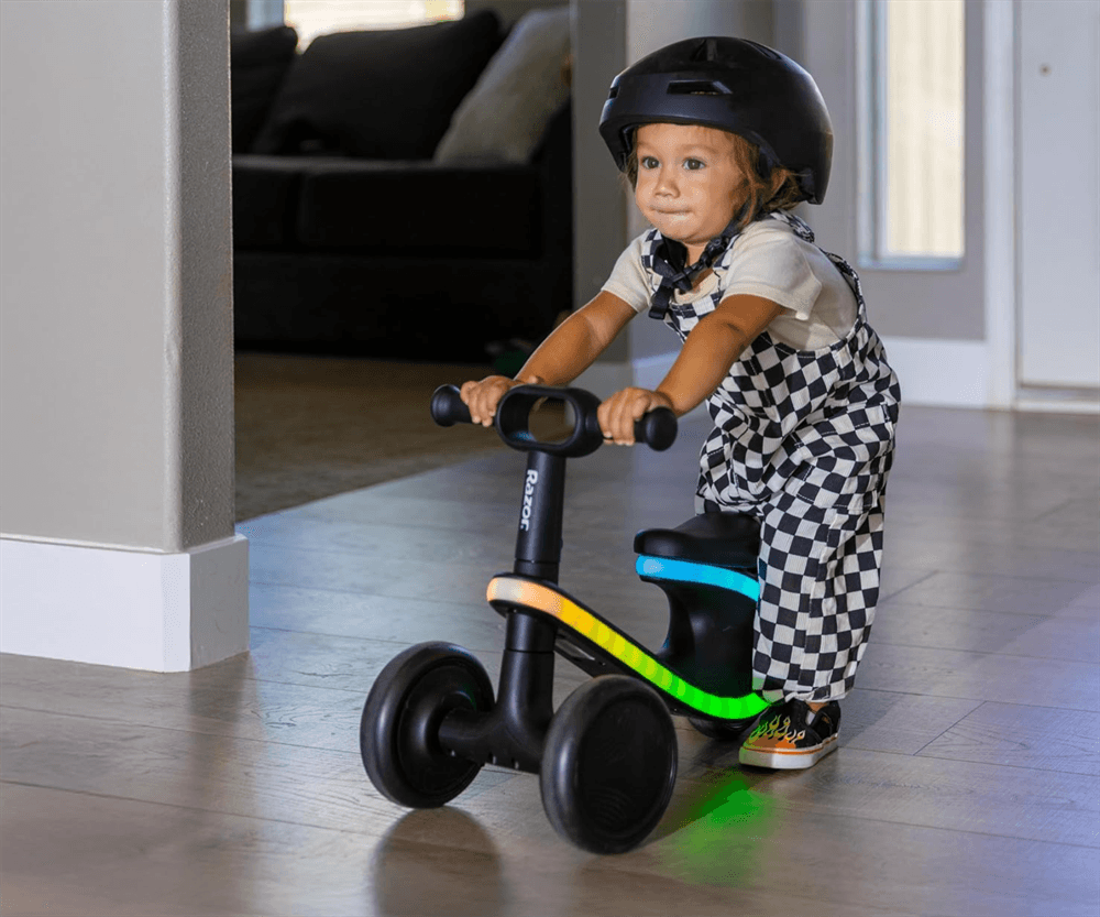 Balansesykkel for Småbarn – 3 Hjul med LED-lys